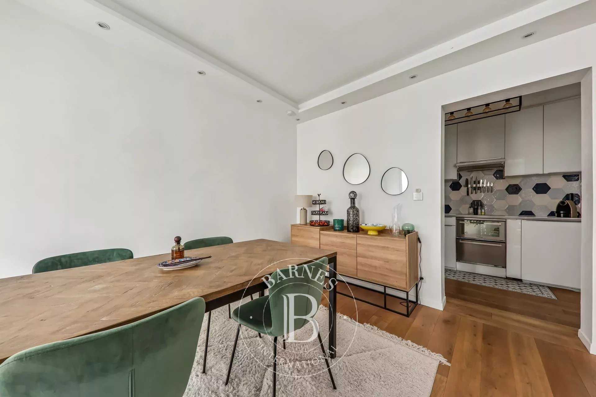 Paris  - Appartement 2 Pi&egrave;ces, 1 Chambre