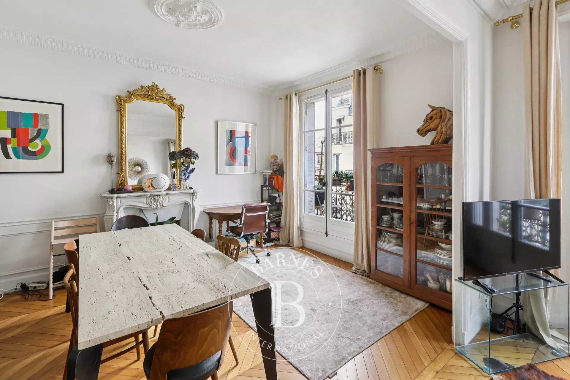 Paris  - Apartment 2 Bedrooms