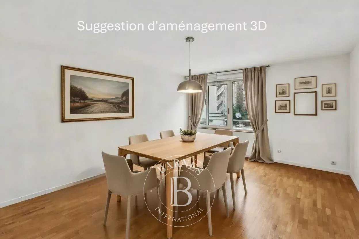 Paris  - Appartement 4 Pi&egrave;ces 2 Chambres