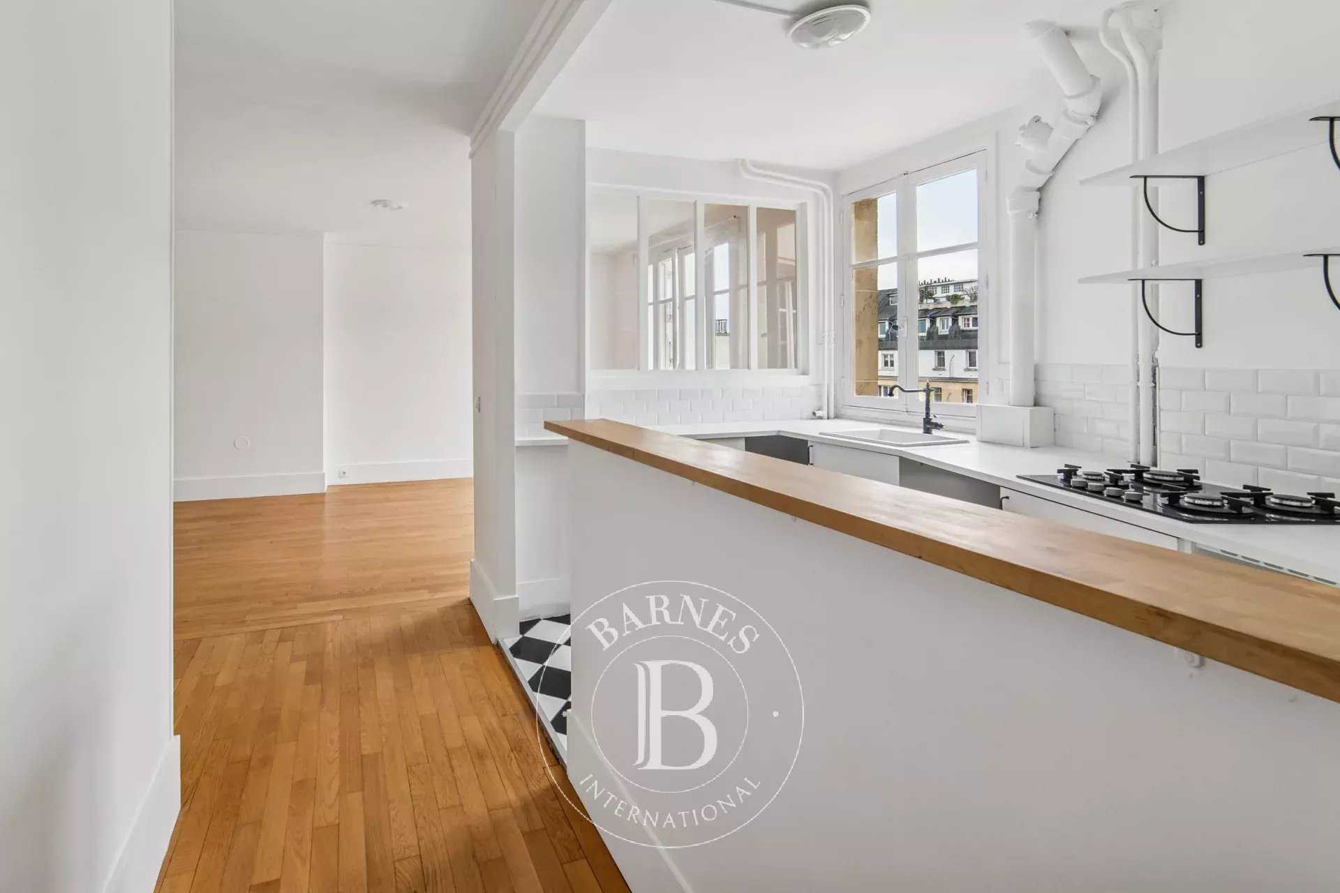 Paris  - Appartement 2 Pi&egrave;ces, 1 Chambre