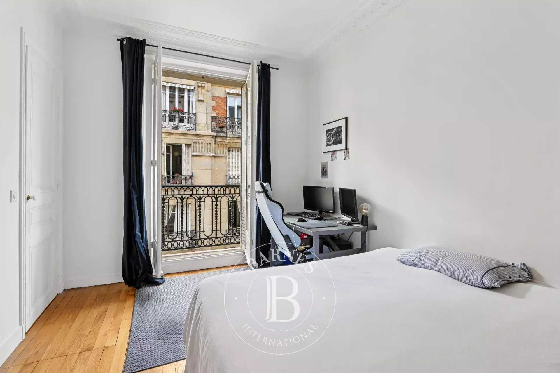 Paris  - Apartment 2 Bedrooms