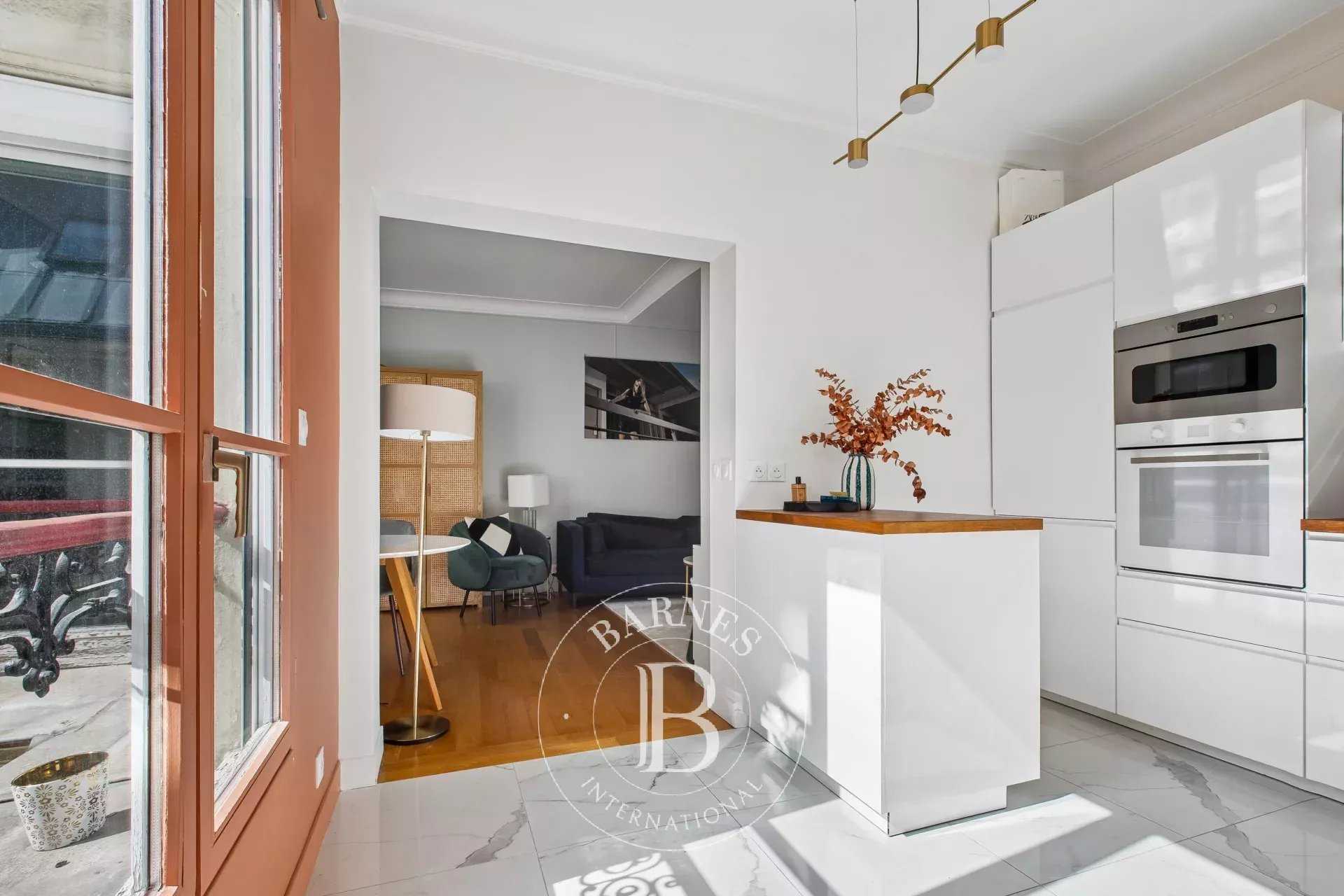 Paris  - Appartement 2 Pi&egrave;ces, 1 Chambre