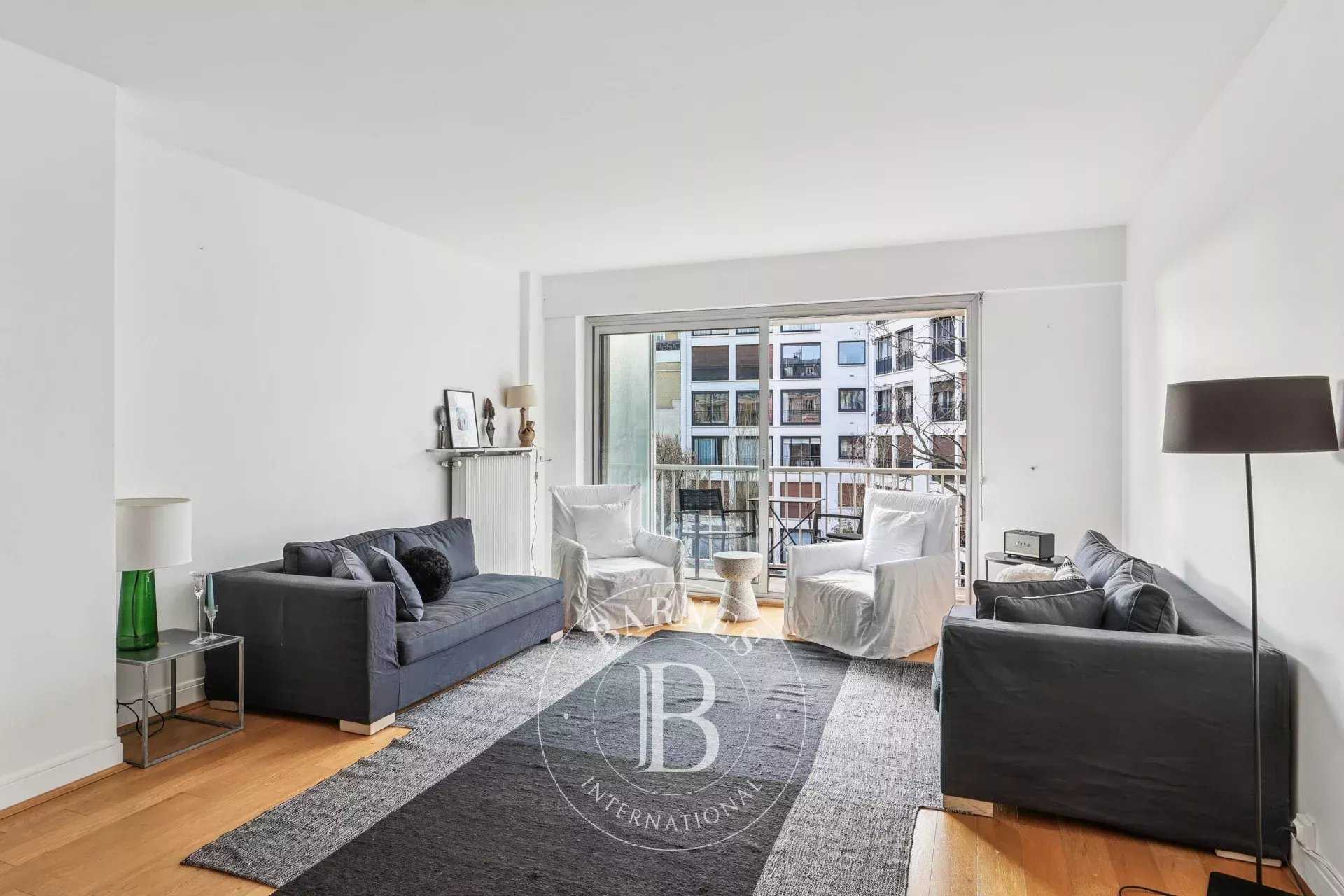 Paris  - Apartment 2 Bedrooms