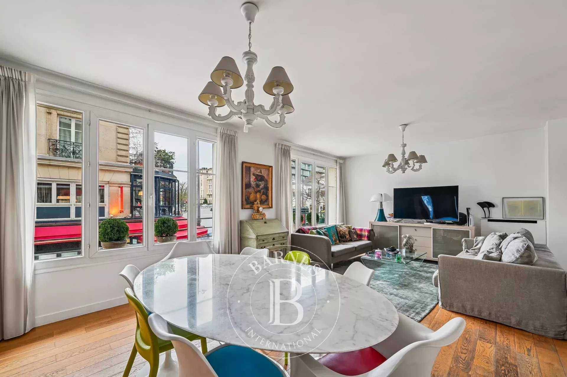 Paris  - Appartement 3 Pi&egrave;ces 2 Chambres