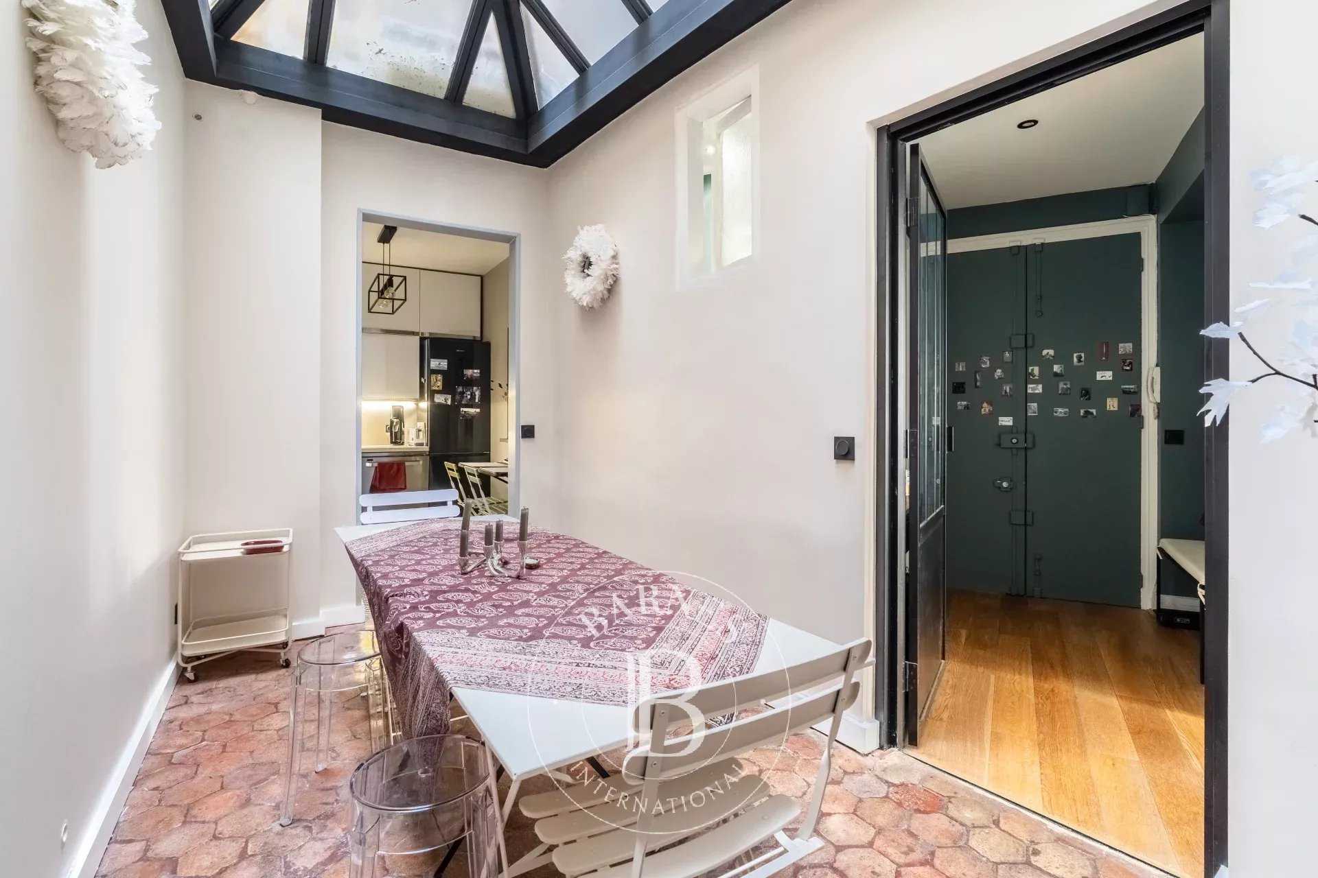 Paris  - Apartment 5 Bedrooms