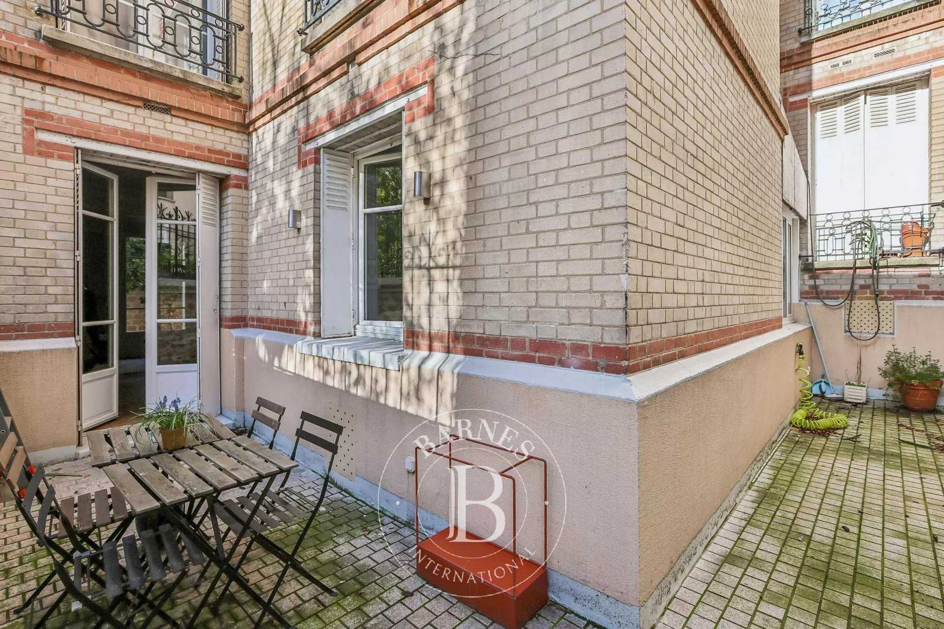 Paris  - Appartement 2 Pi&egrave;ces, 1 Chambre