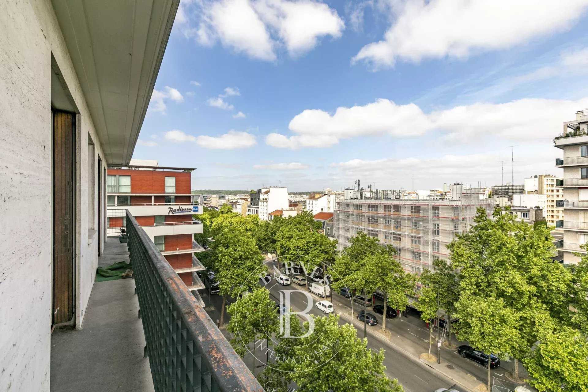 Paris  - Appartement 3 Pièces 2 Chambres