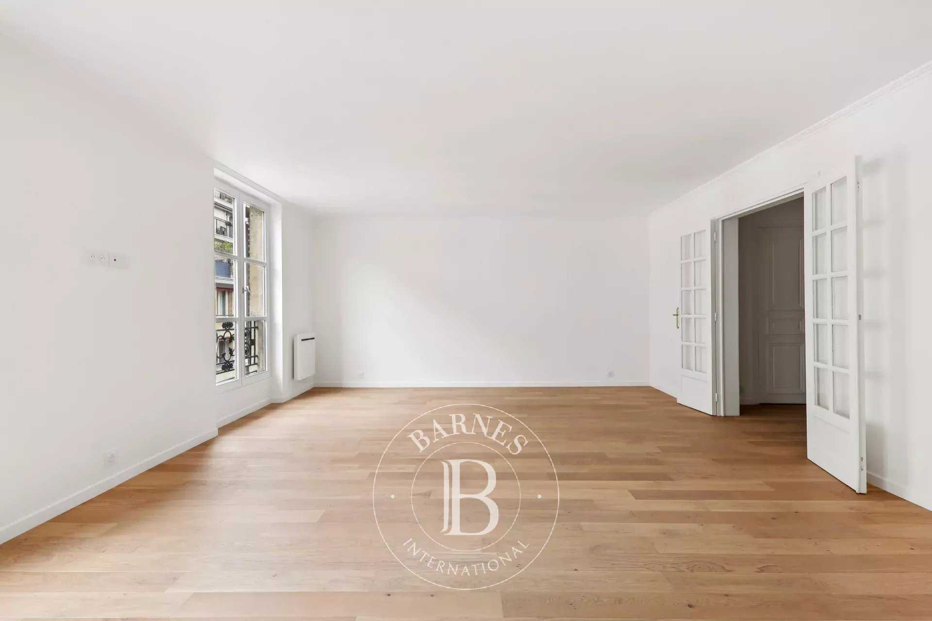 Paris  - Apartment 2 Bedrooms