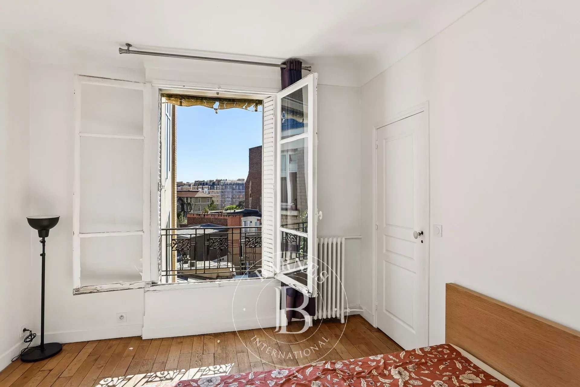 Paris  - Appartement 2 Pi&egrave;ces, 1 Chambre