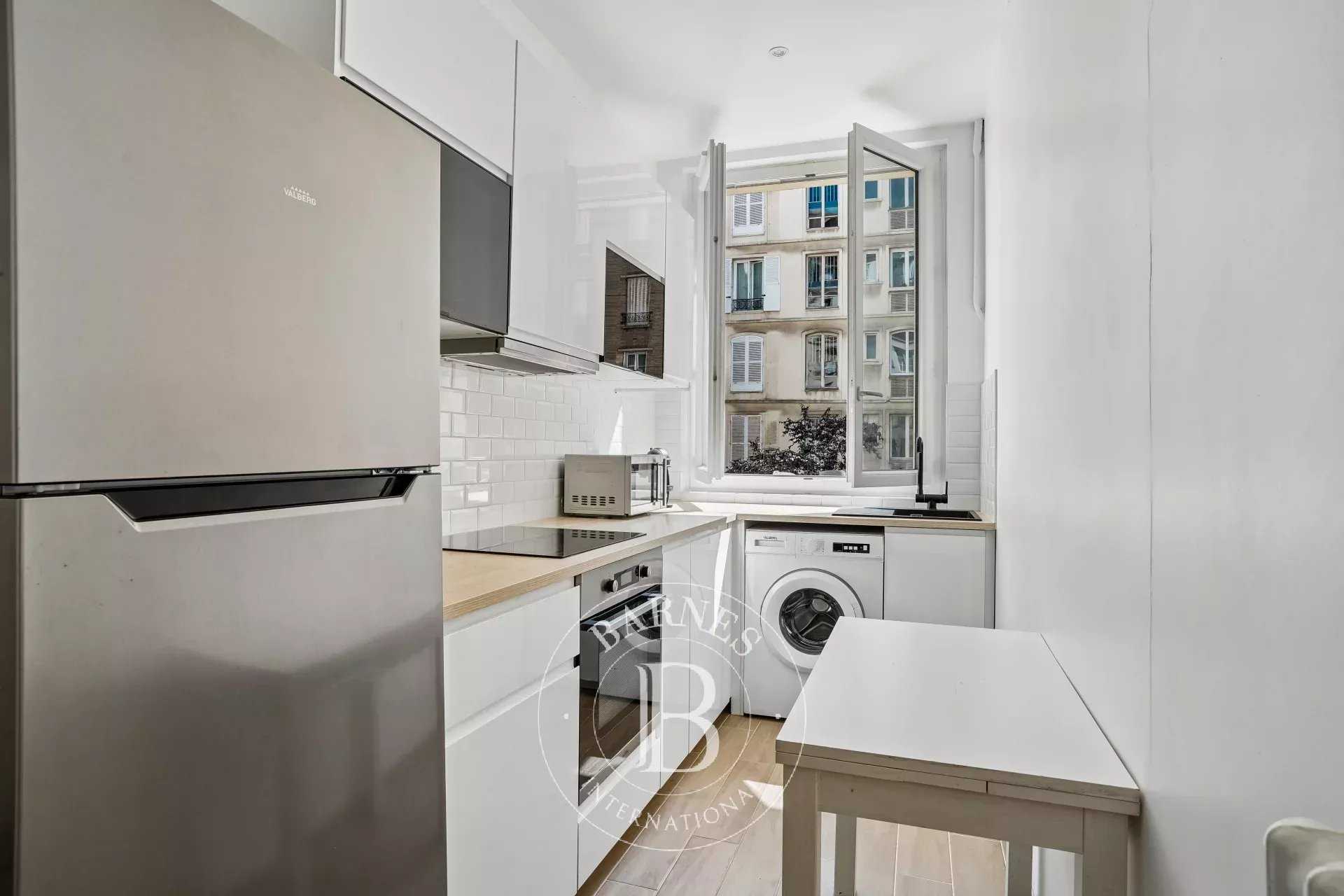 Paris  - Appartement 2 Pi&egrave;ces, 1 Chambre