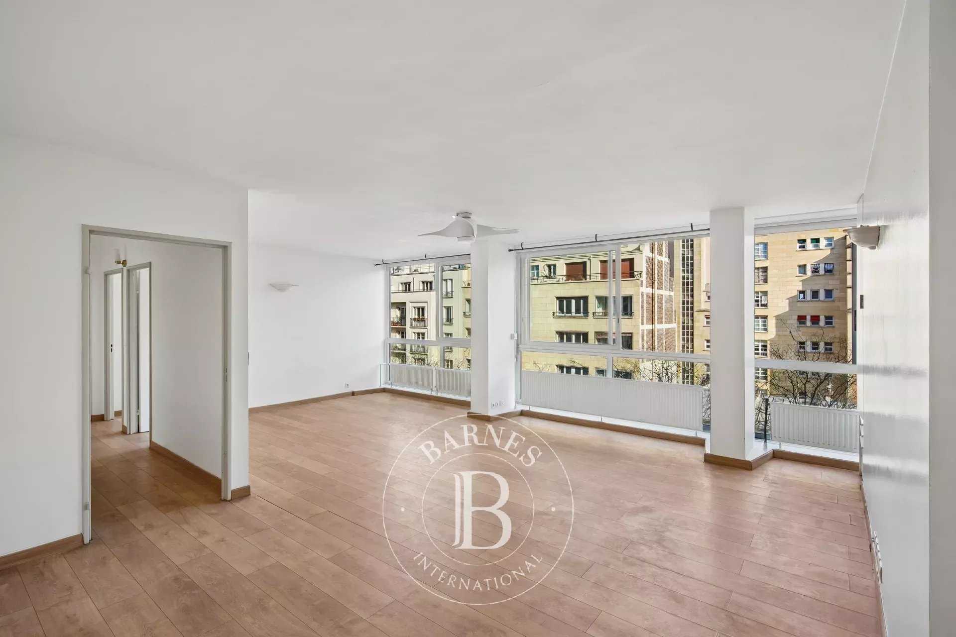 Paris  - Appartement 3 Pi&egrave;ces, 1 Chambre