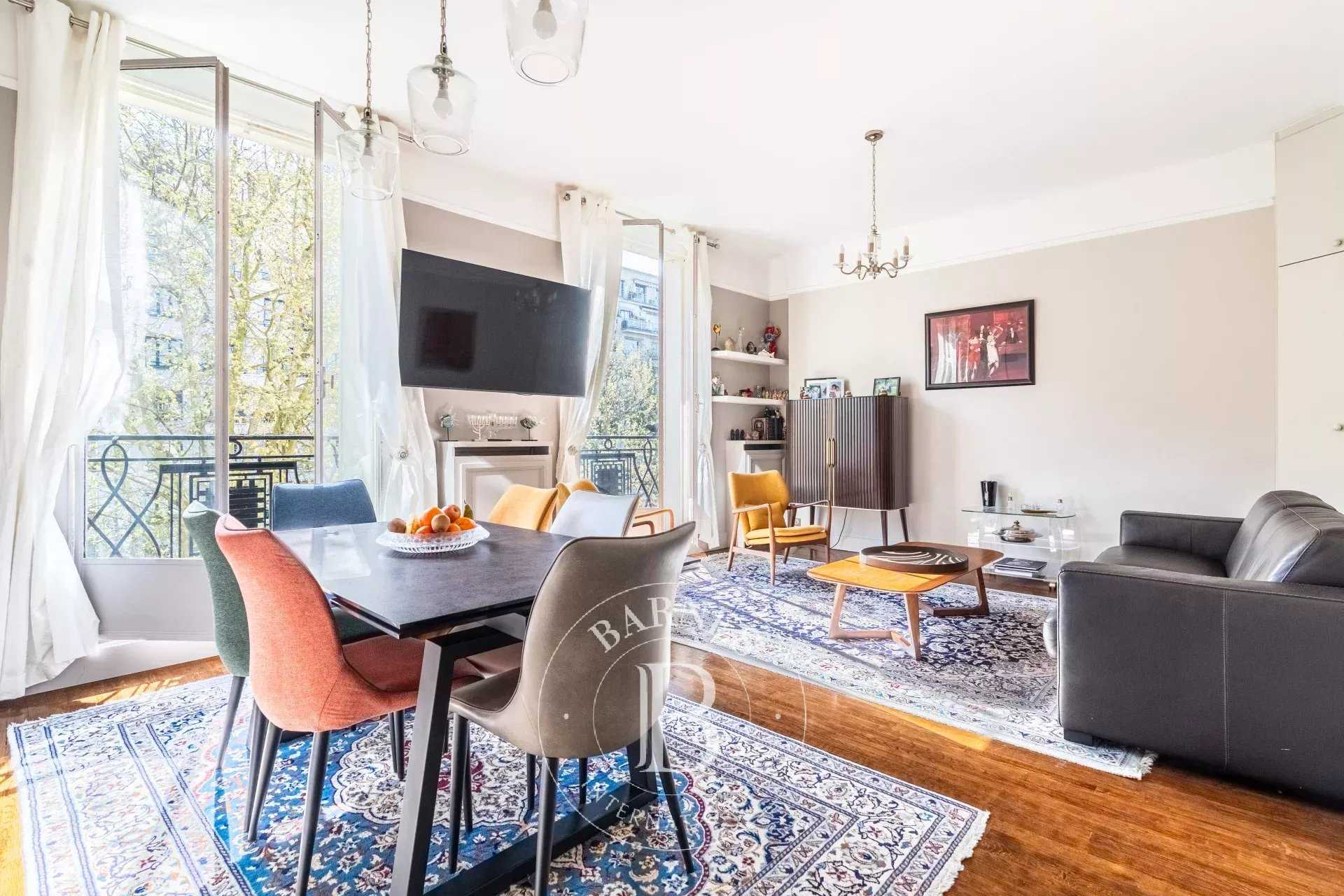 Apartment Paris 75016  -  ref 85779781 (picture 2)
