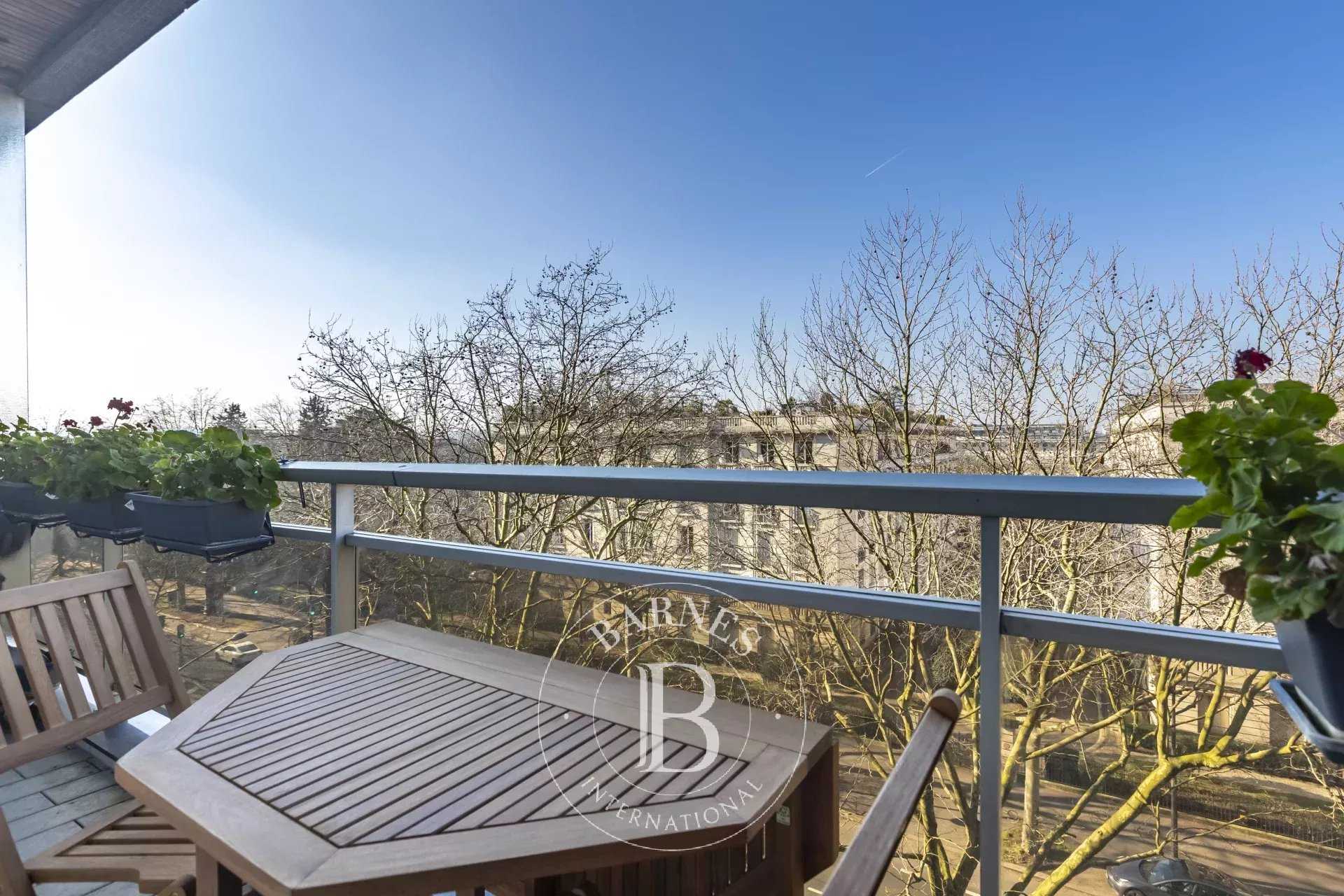 Appartement Paris 75016  -  ref 85624432 (picture 3)