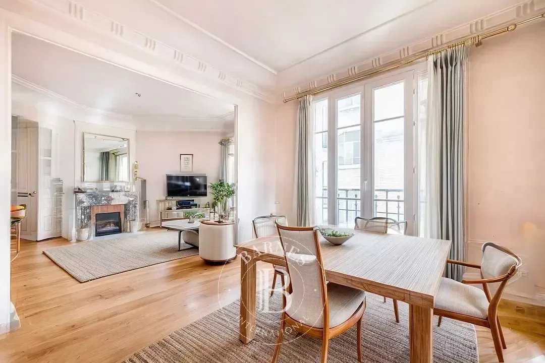 Apartment Paris 75016  -  ref 84154000 (picture 1)