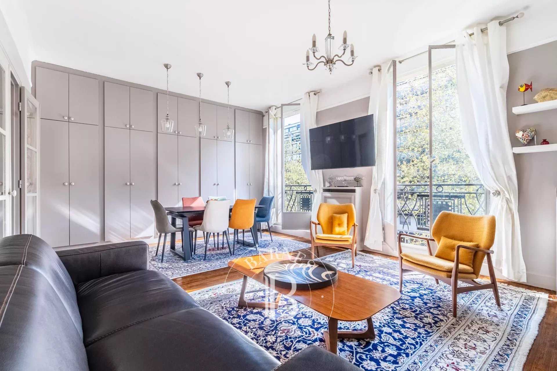 Apartment Paris 75016  -  ref 85779781 (picture 1)
