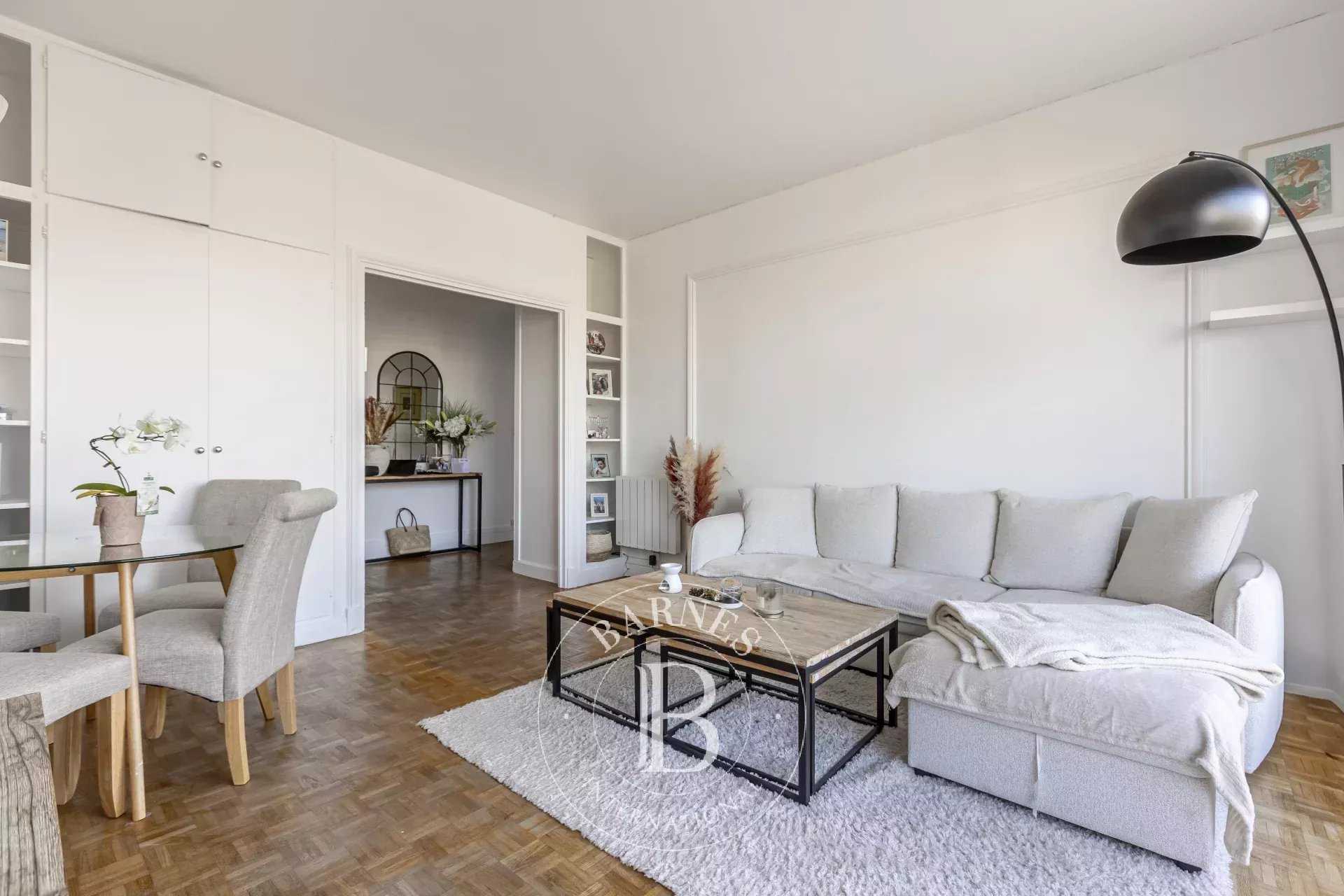 Appartement Paris 75016  -  ref 85624432 (picture 2)