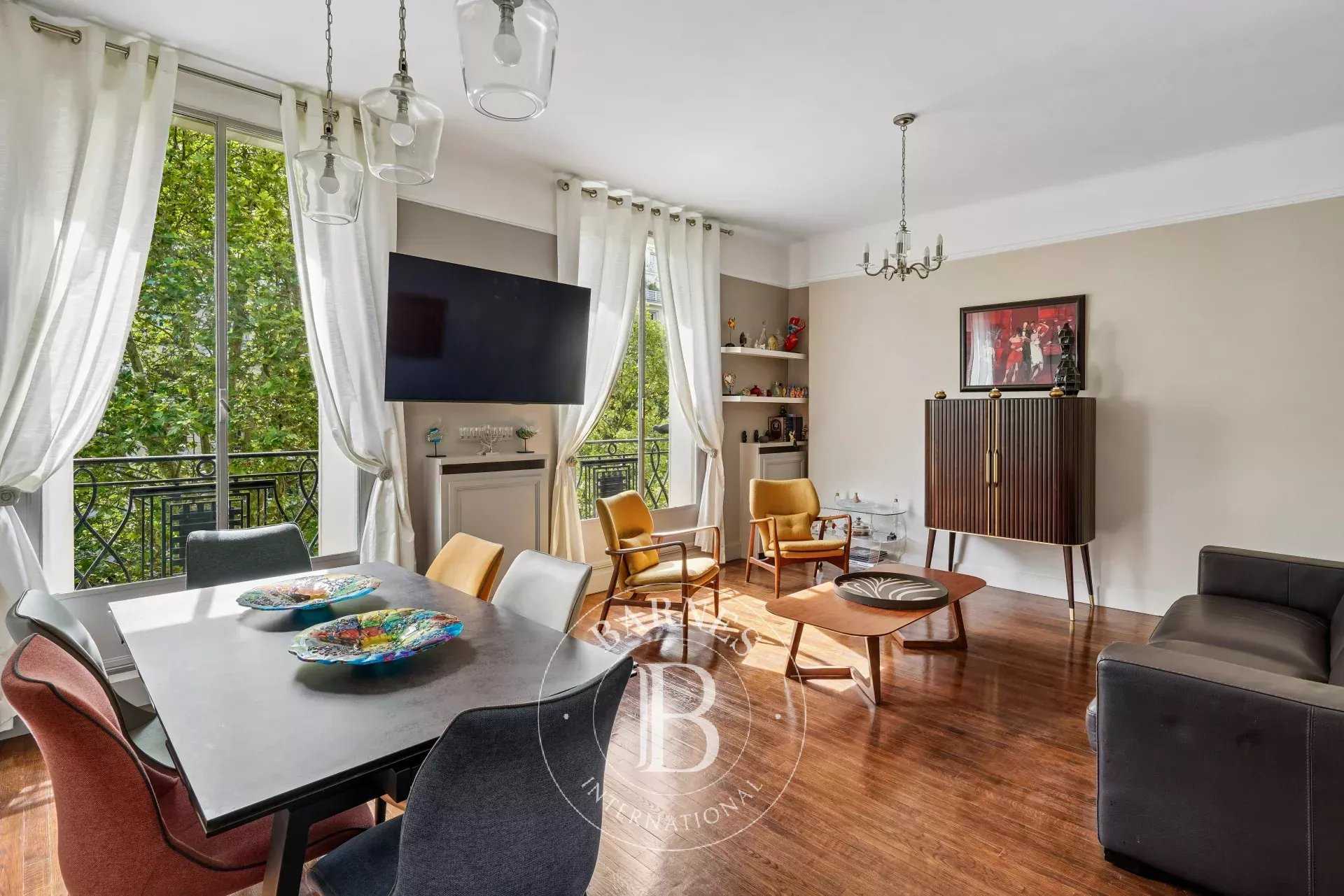 Appartement Paris 75016  -  ref 85779781 (picture 1)