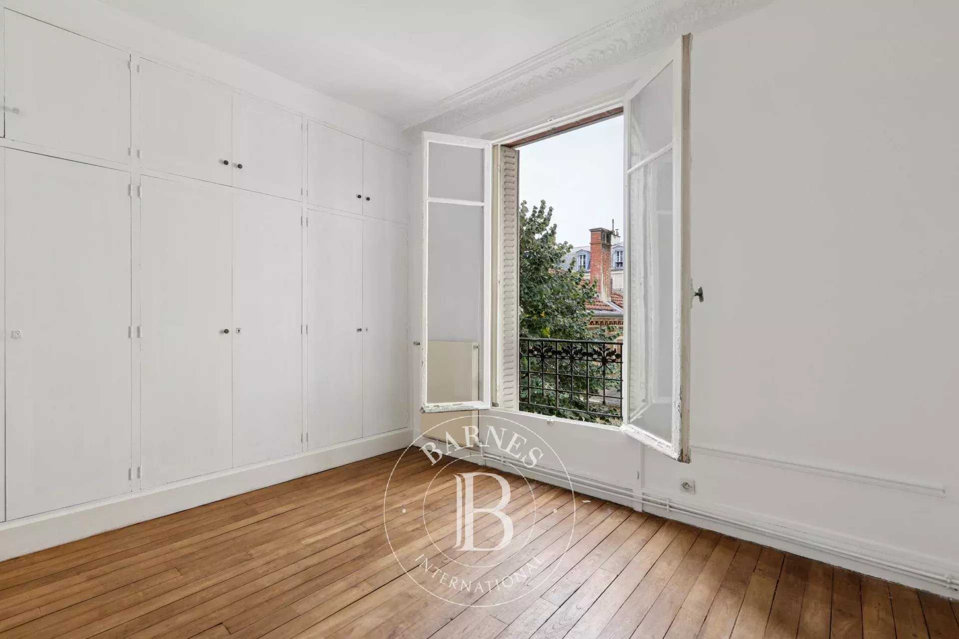 Apartment Paris 75016  -  ref 86343832 (picture 1)