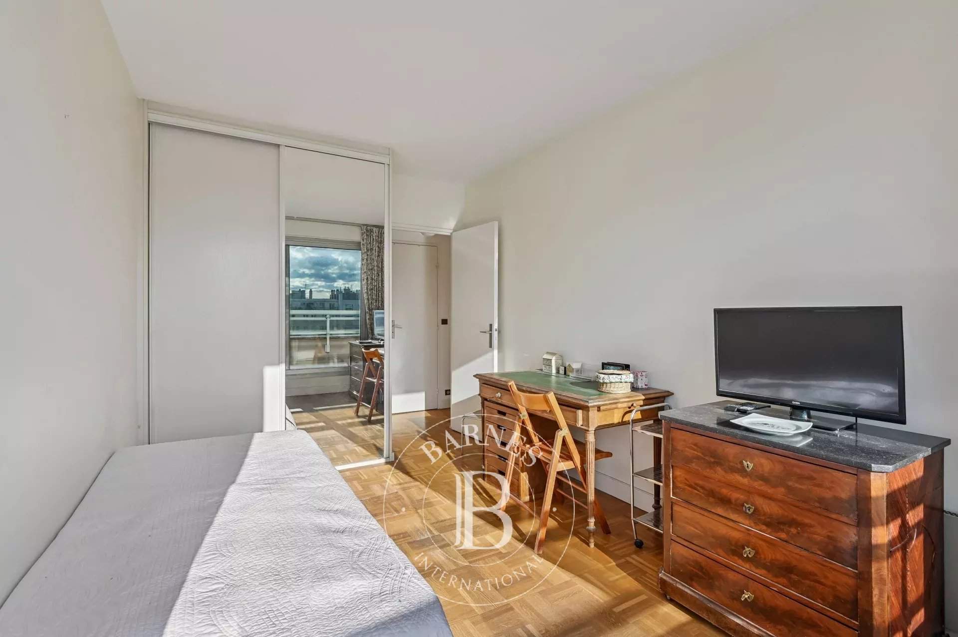 Paris  - Appartement 2 Pi&egrave;ces, 1 Chambre - picture 12