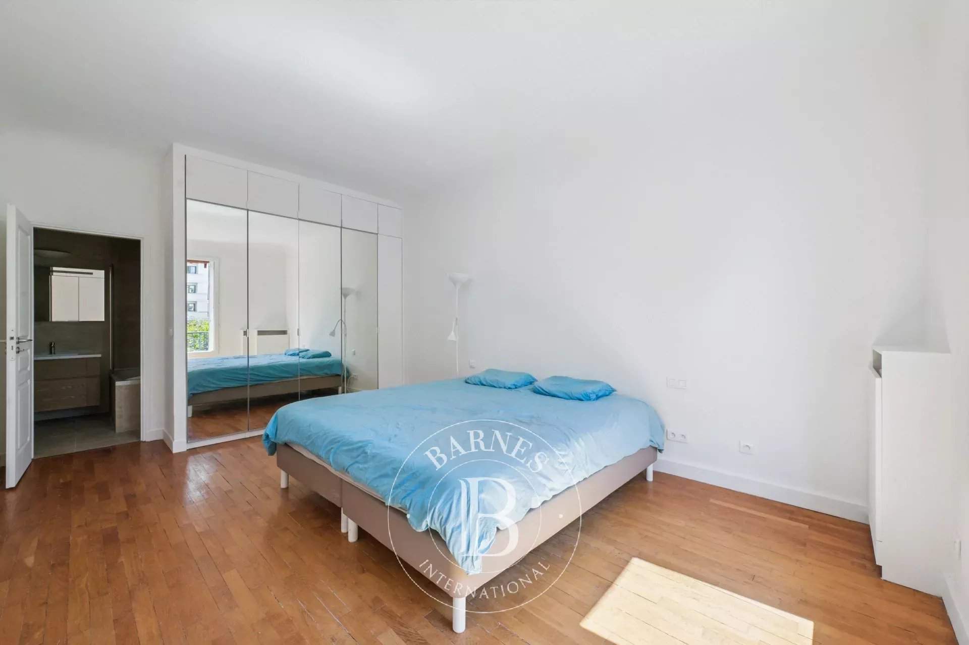 Paris  - Apartment 2 Bedrooms - picture 10