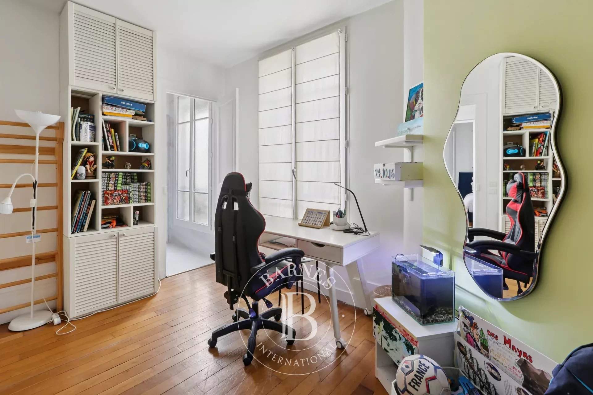 Paris  - Apartment 2 Bedrooms - picture 8