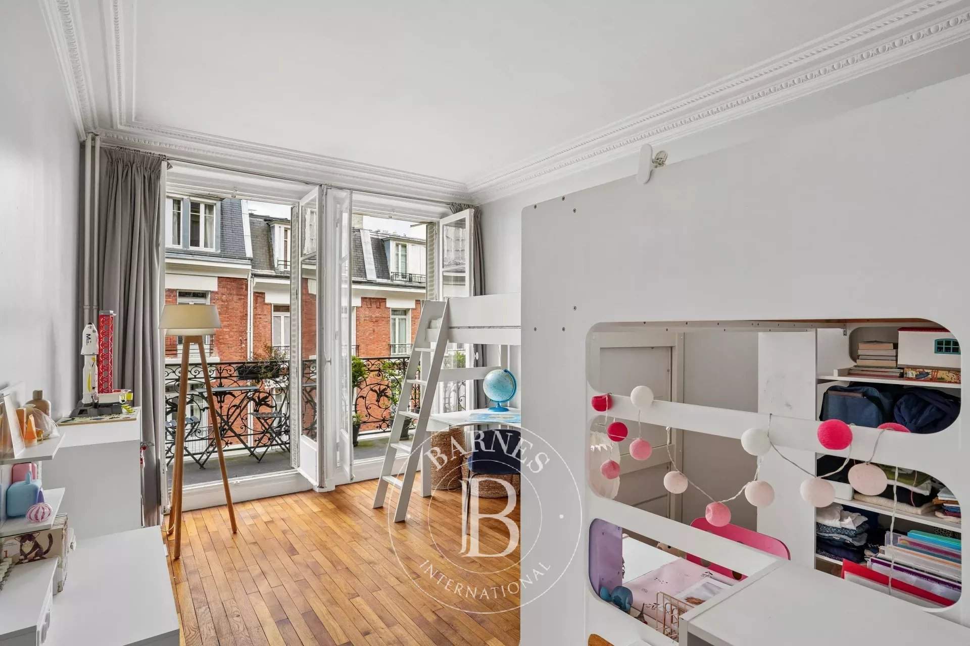 Paris  - Appartement 4 Pi&egrave;ces 2 Chambres - picture 10