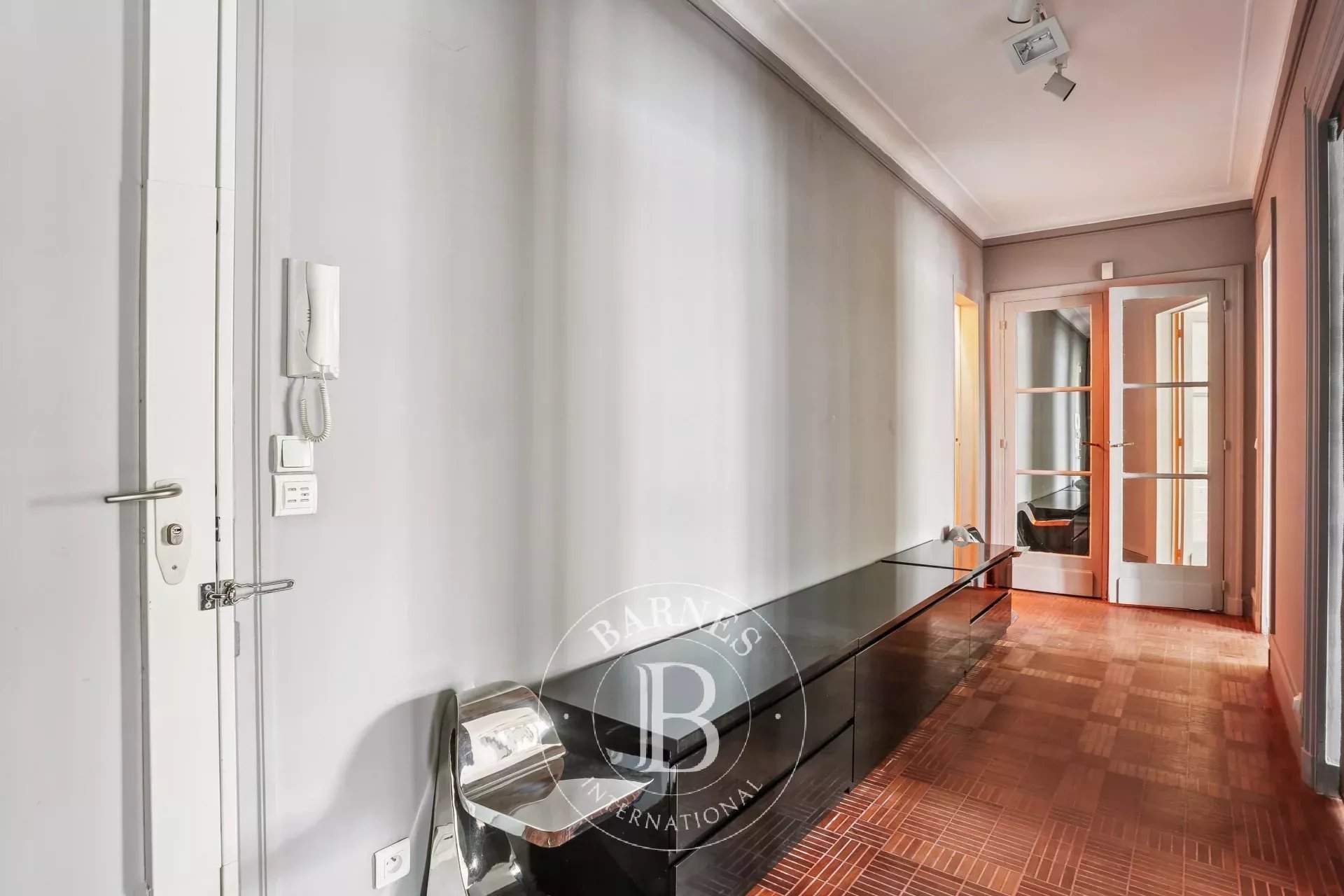 Paris  - Apartment 1 Bedroom - picture 10