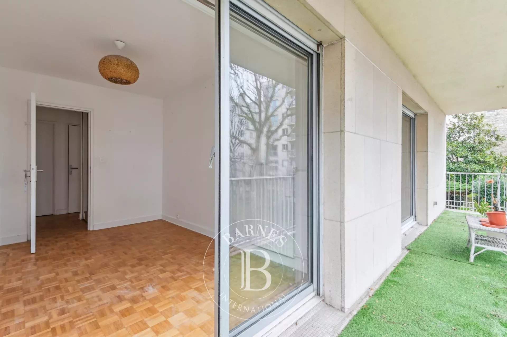 Paris  - Appartement 3 Pi&egrave;ces 2 Chambres - picture 4