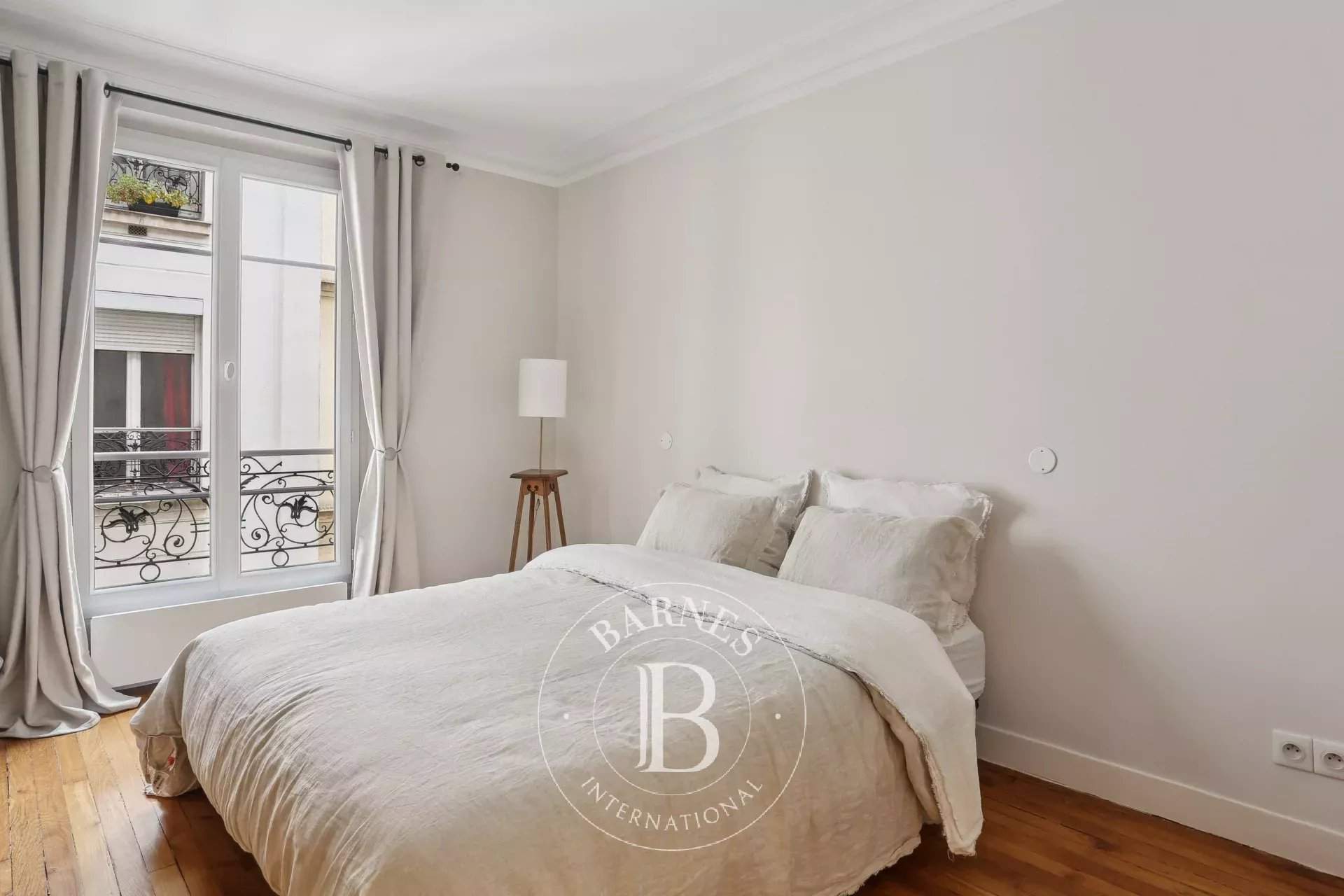 Paris  - Apartment 1 Bedroom - picture 8