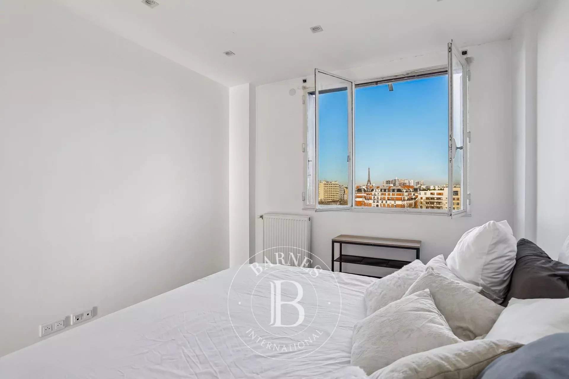 Paris  - Apartment 3 Bedrooms - picture 6