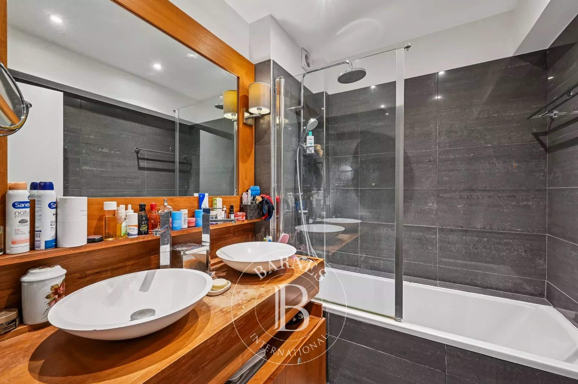 Paris  - Appartement 3 Pi&egrave;ces 2 Chambres - picture 10