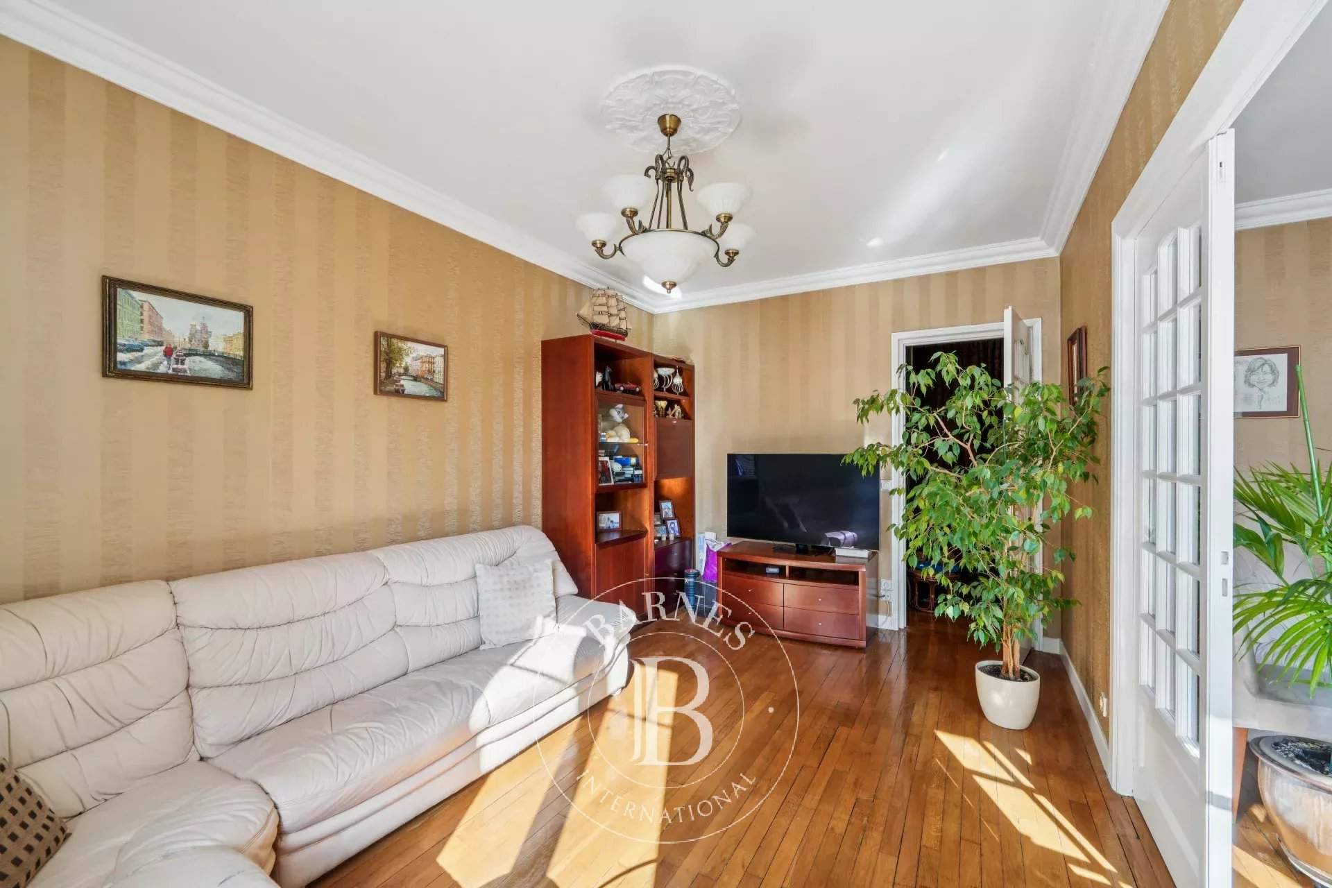 Paris  - Appartement 3 Pièces, 1 Chambre - picture 2