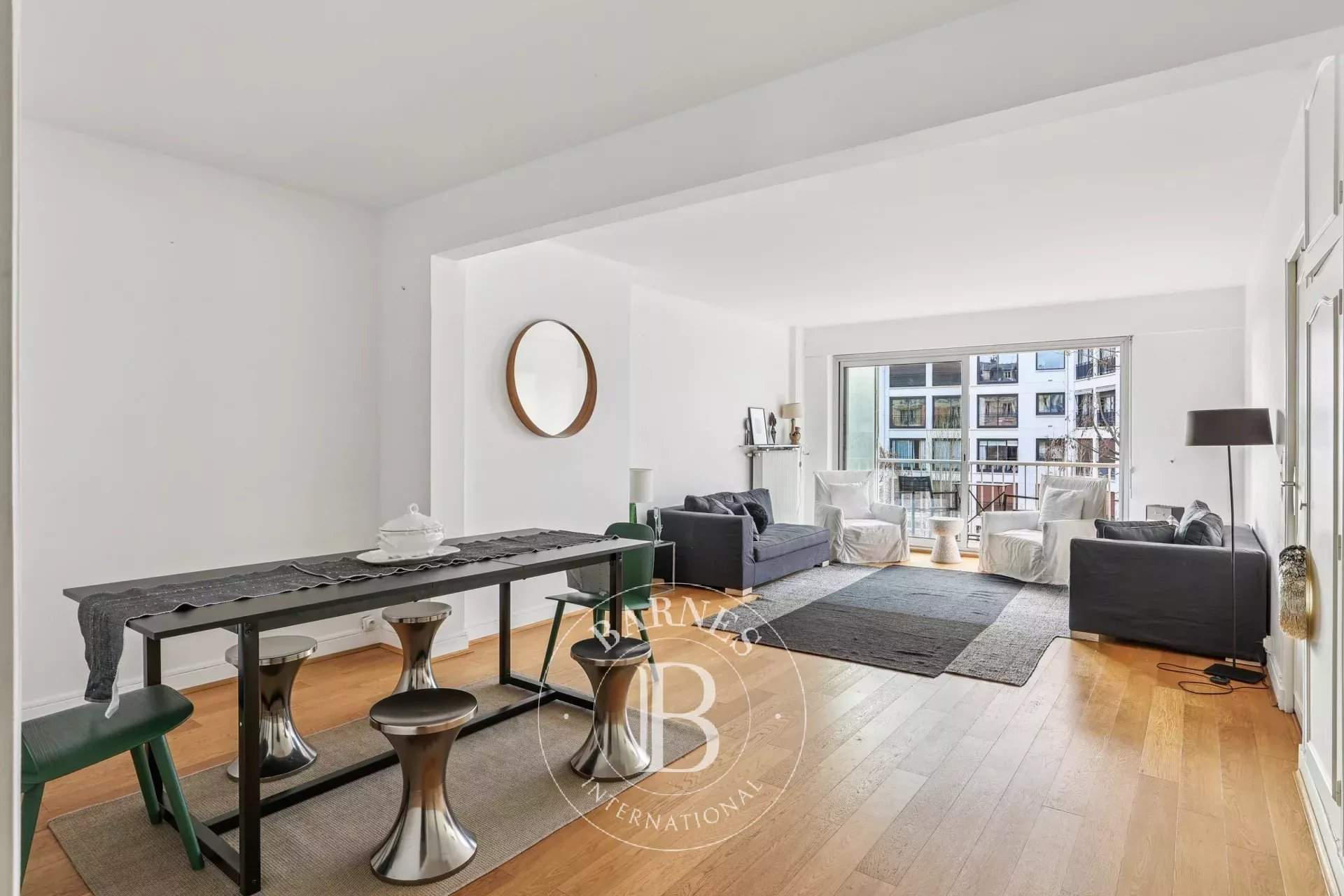 Paris  - Apartment 2 Bedrooms - picture 1