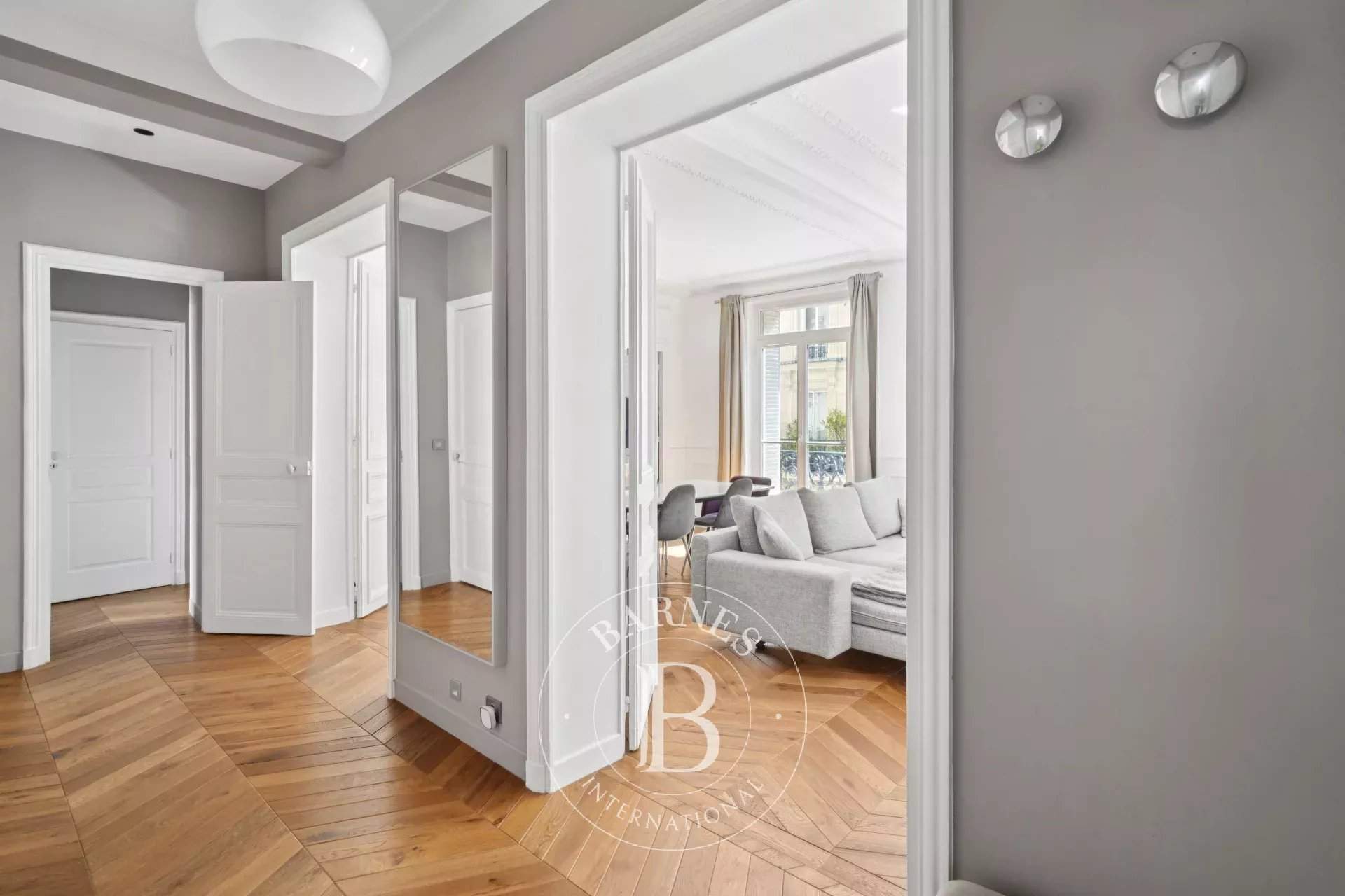Paris  - Apartment 2 Bedrooms - picture 4