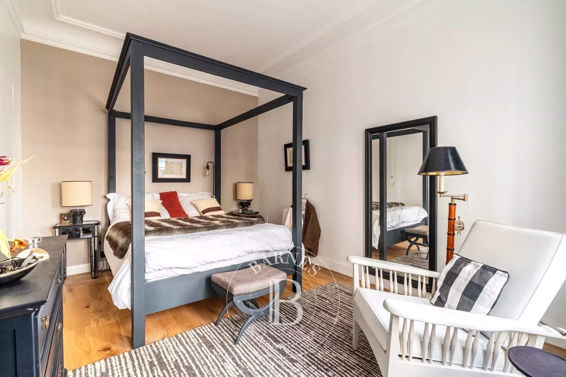 Paris  - Apartment 5 Bedrooms - picture 8