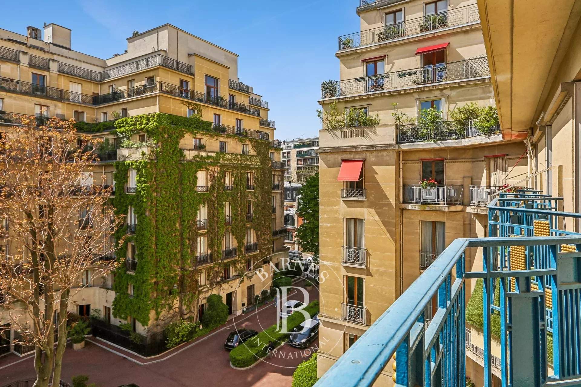 Paris  - Appartement 3 Pi&egrave;ces 2 Chambres - picture 11
