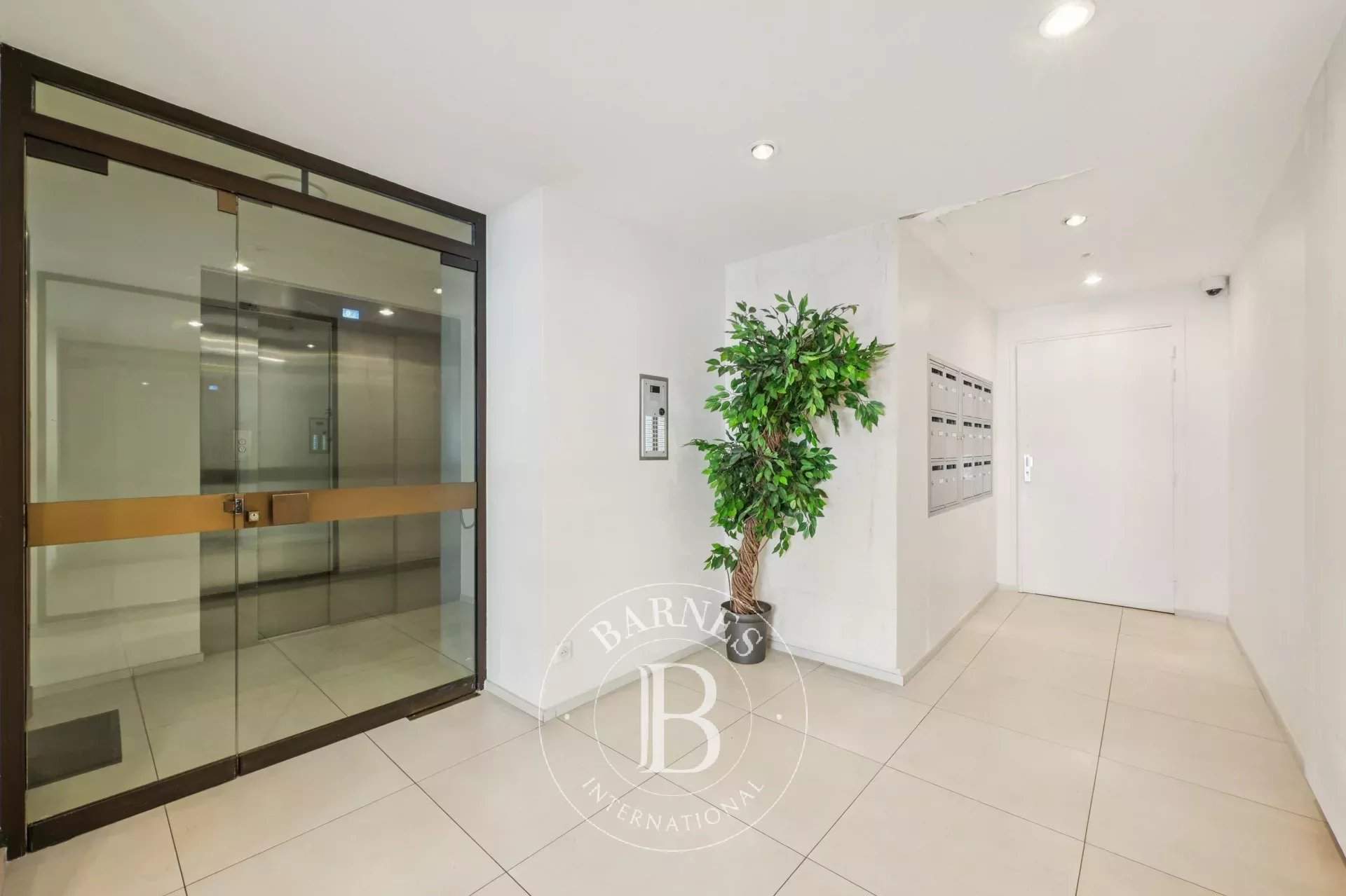 Paris  - Piso 3 Cuartos 2 Habitaciones - picture 12