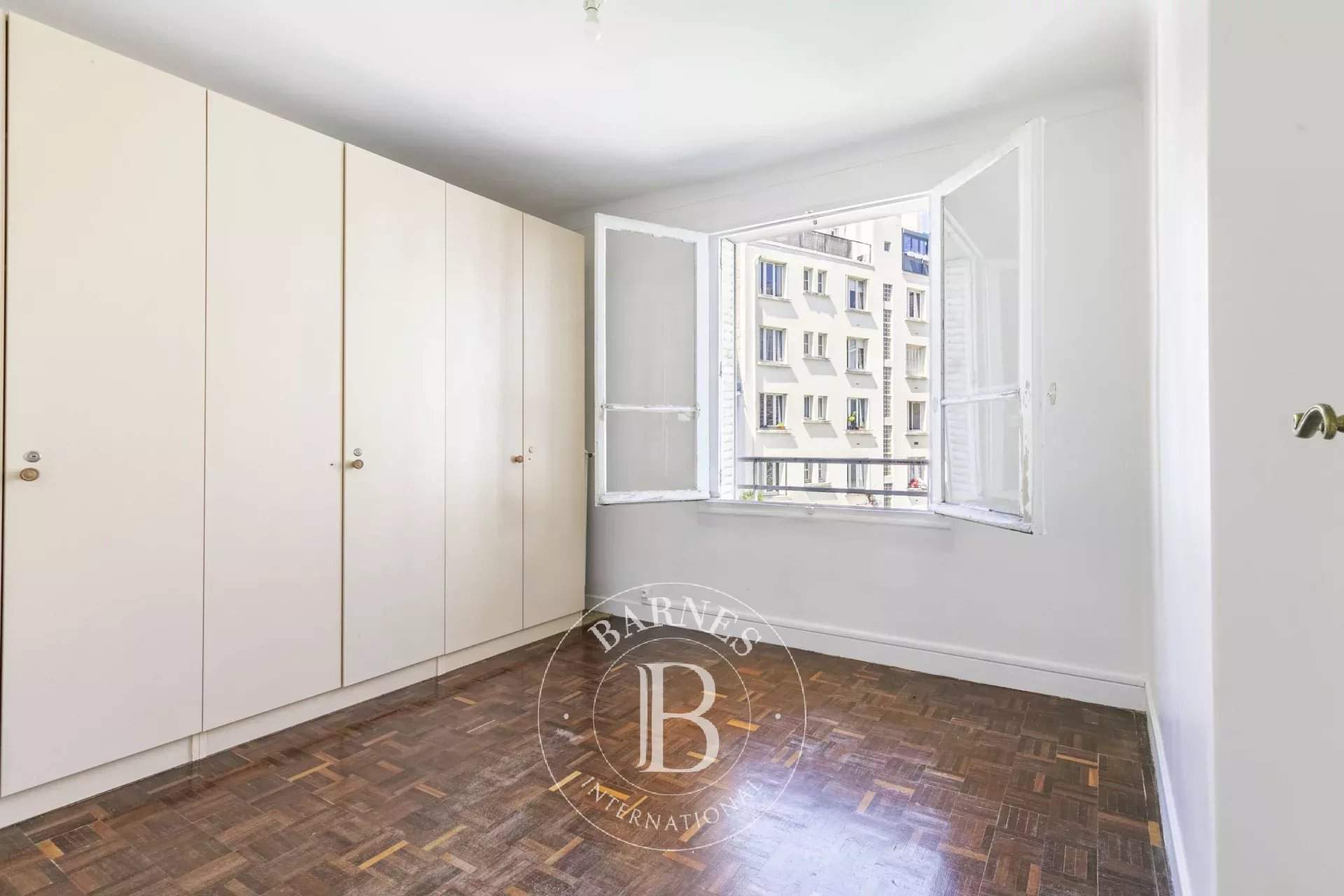 Paris  - Appartement 3 Pièces 2 Chambres - picture 8