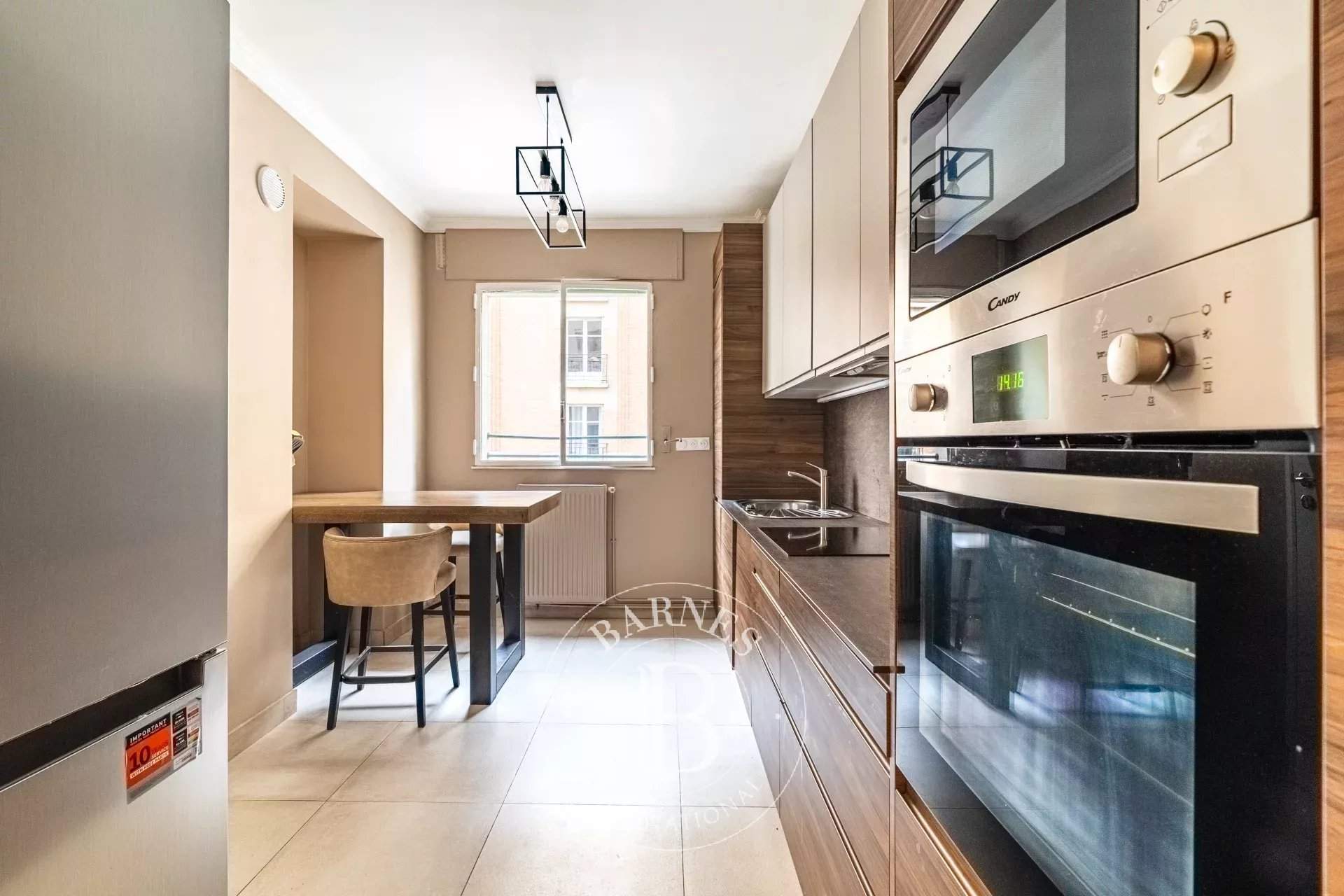 Paris  - Apartment 2 Bedrooms - picture 6