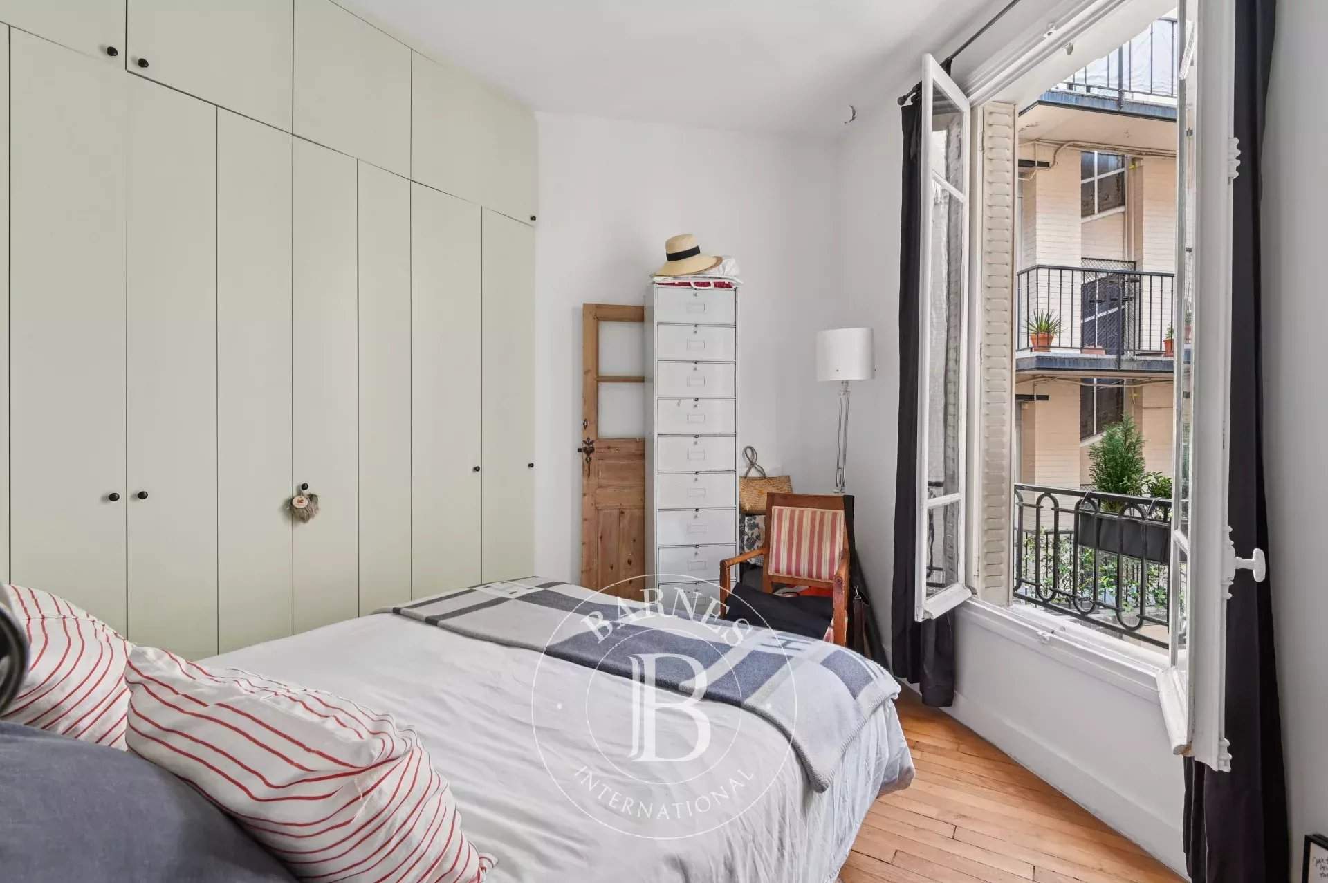 Paris  - Apartment 2 Bedrooms - picture 7