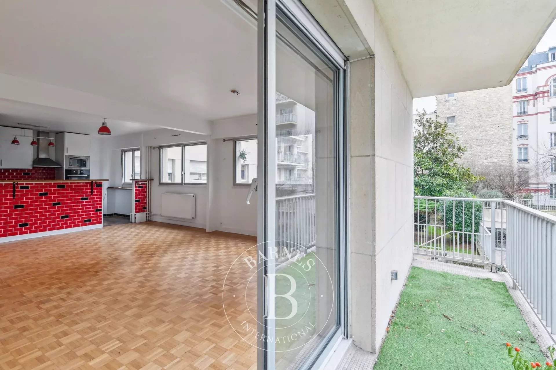 Paris  - Appartement 3 Pi&egrave;ces 2 Chambres - picture 8