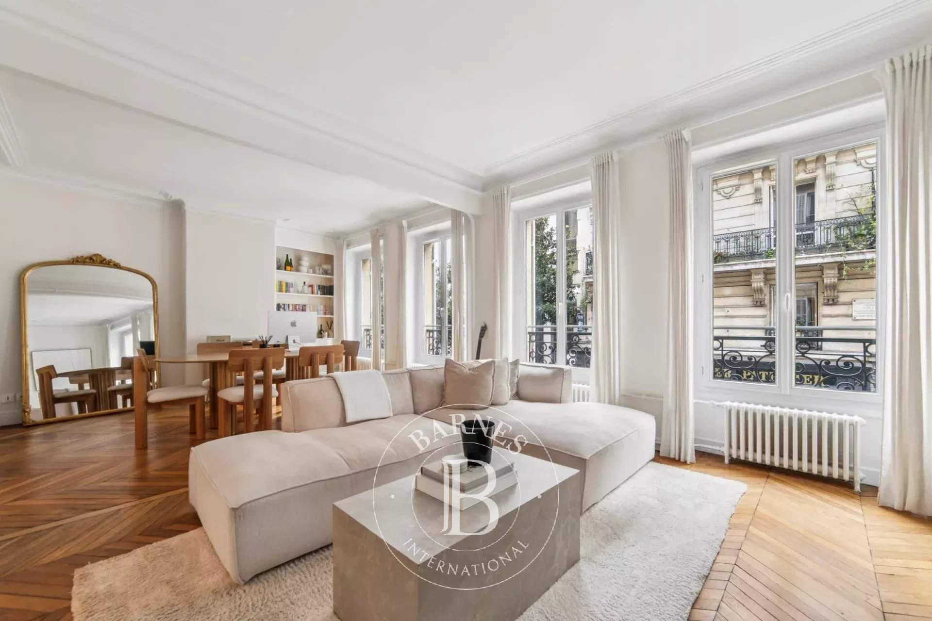 Paris  - Apartment 2 Bedrooms - picture 1