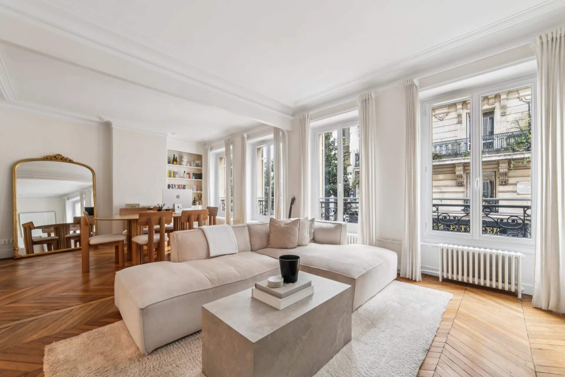 Paris  - Appartement 3 Pi&egrave;ces 2 Chambres - picture 1