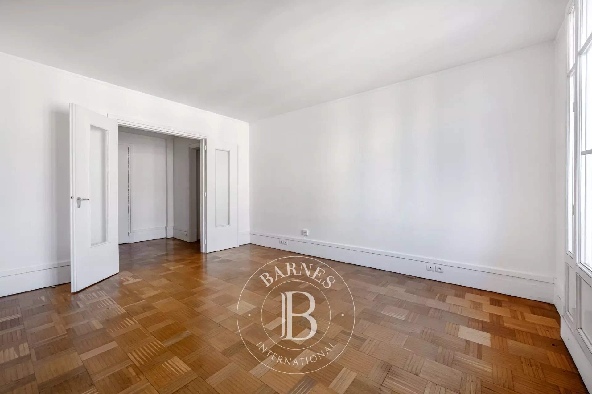 Paris  - Apartment 1 Bedroom - picture 11