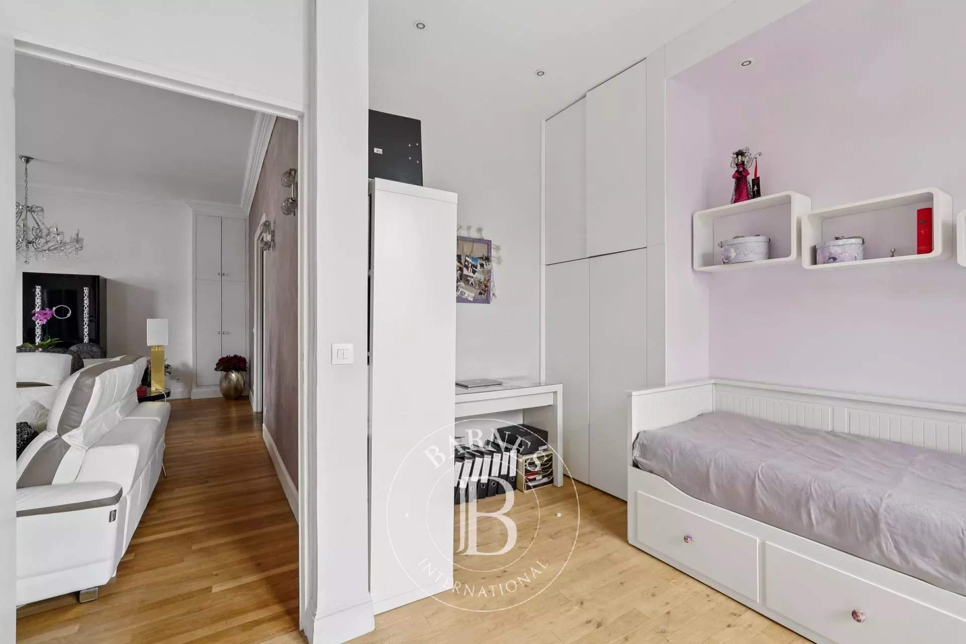 Paris  - Appartement 3 Pi&egrave;ces 2 Chambres - picture 9