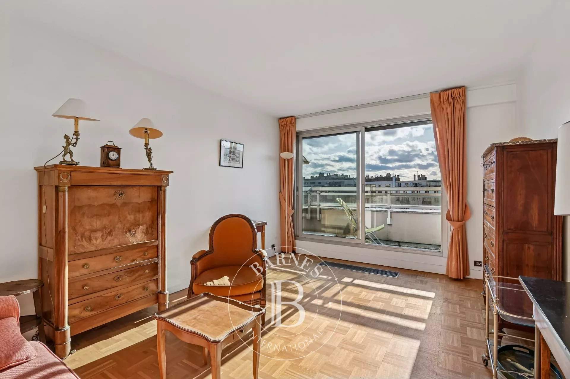 Paris  - Appartement 2 Pi&egrave;ces, 1 Chambre - picture 1