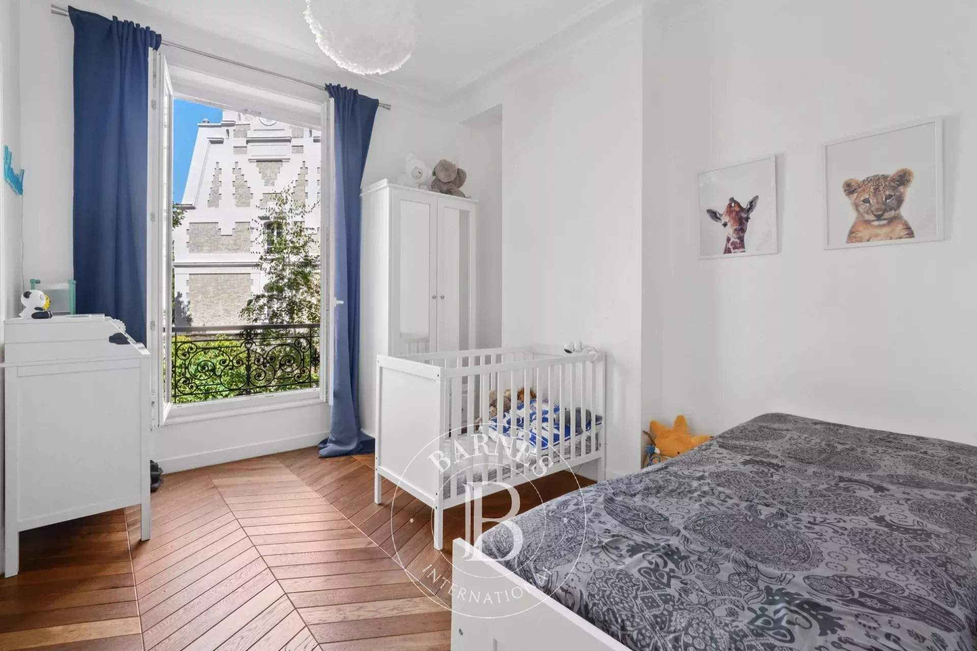 Paris  - Apartment 2 Bedrooms - picture 10
