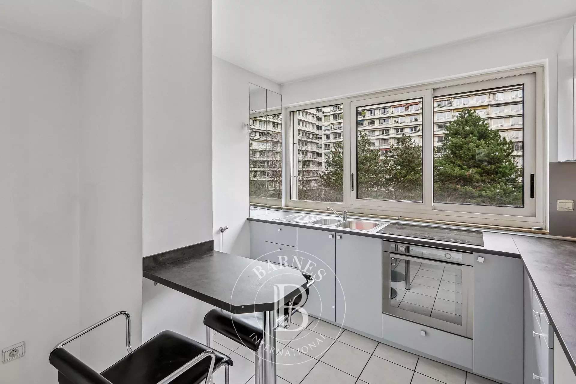 Paris  - Appartement 4 Pi&egrave;ces 2 Chambres - picture 13