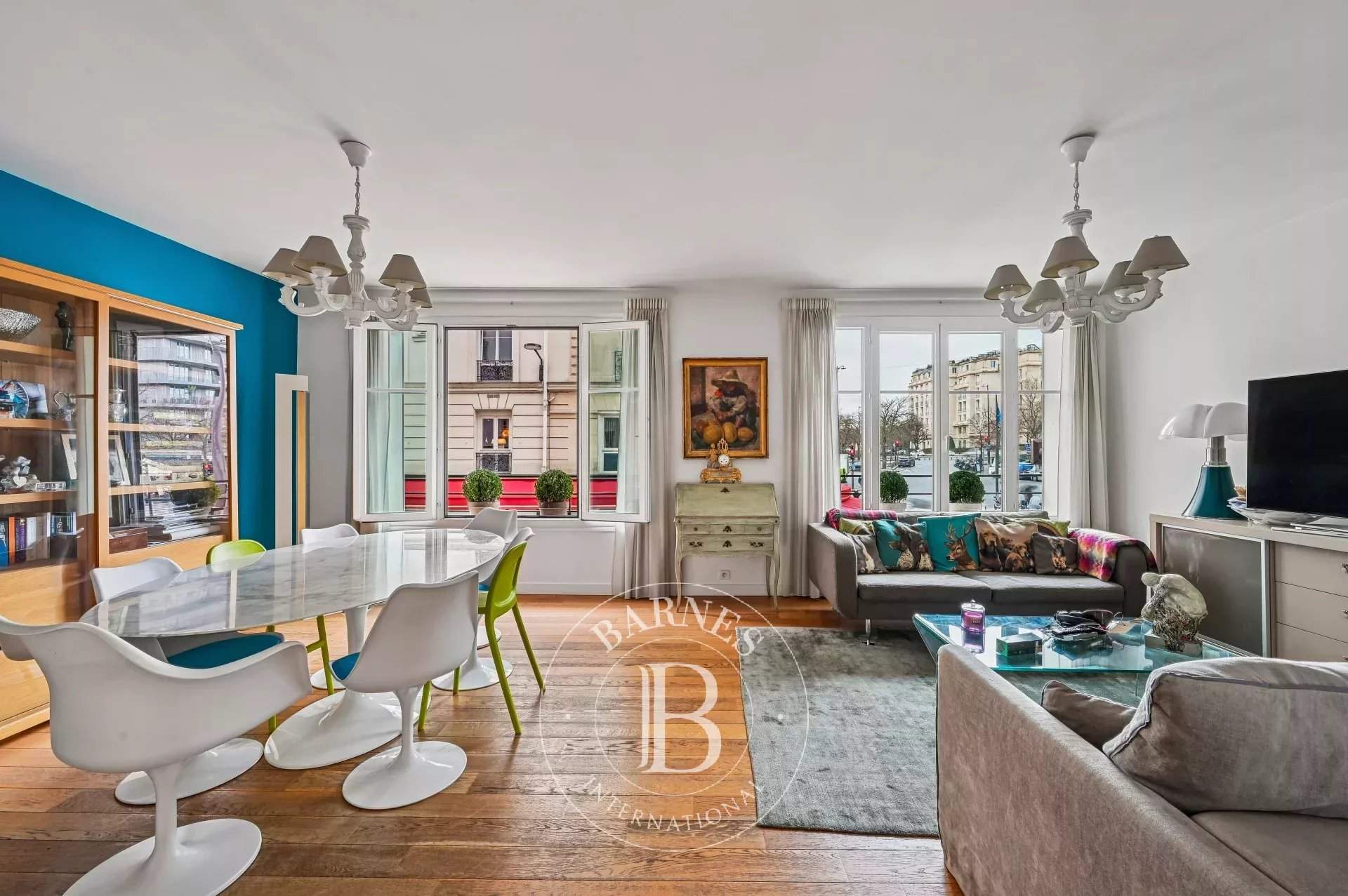 Paris  - Appartement 3 Pi&egrave;ces 2 Chambres - picture 2