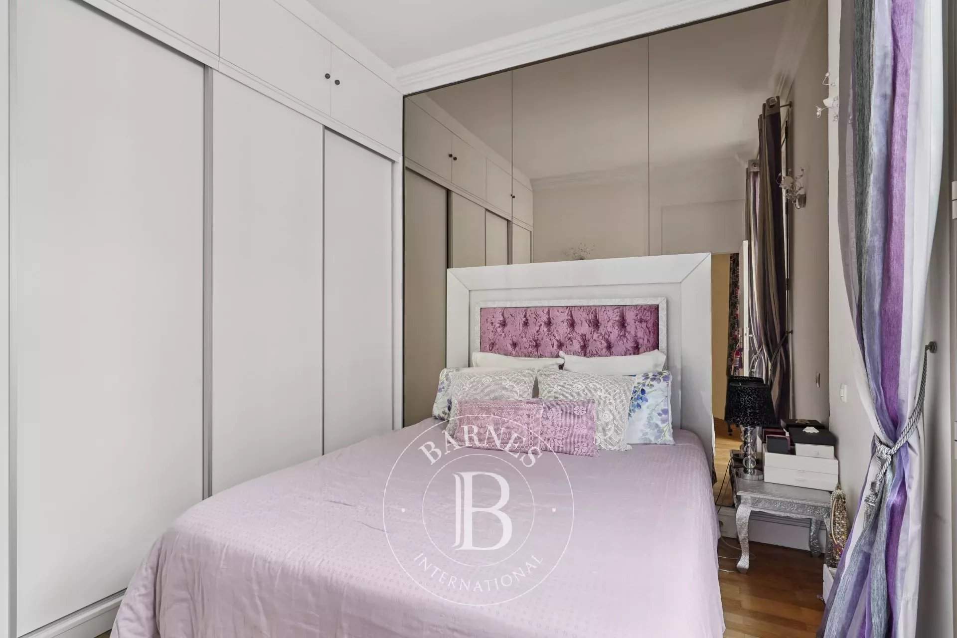 Paris  - Appartement 3 Pi&egrave;ces 2 Chambres - picture 5